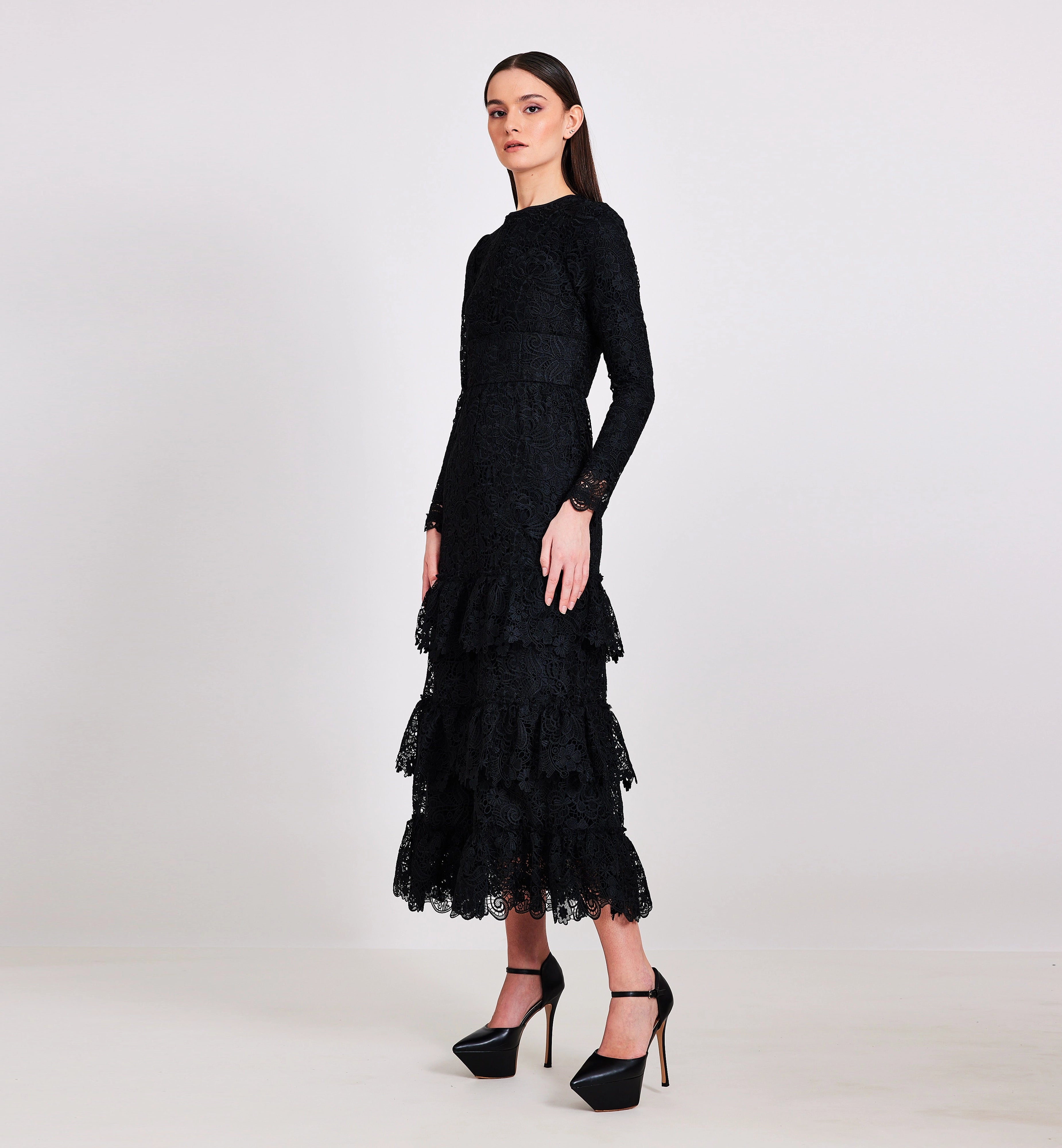 Lace Flounces Midi Dress in Black