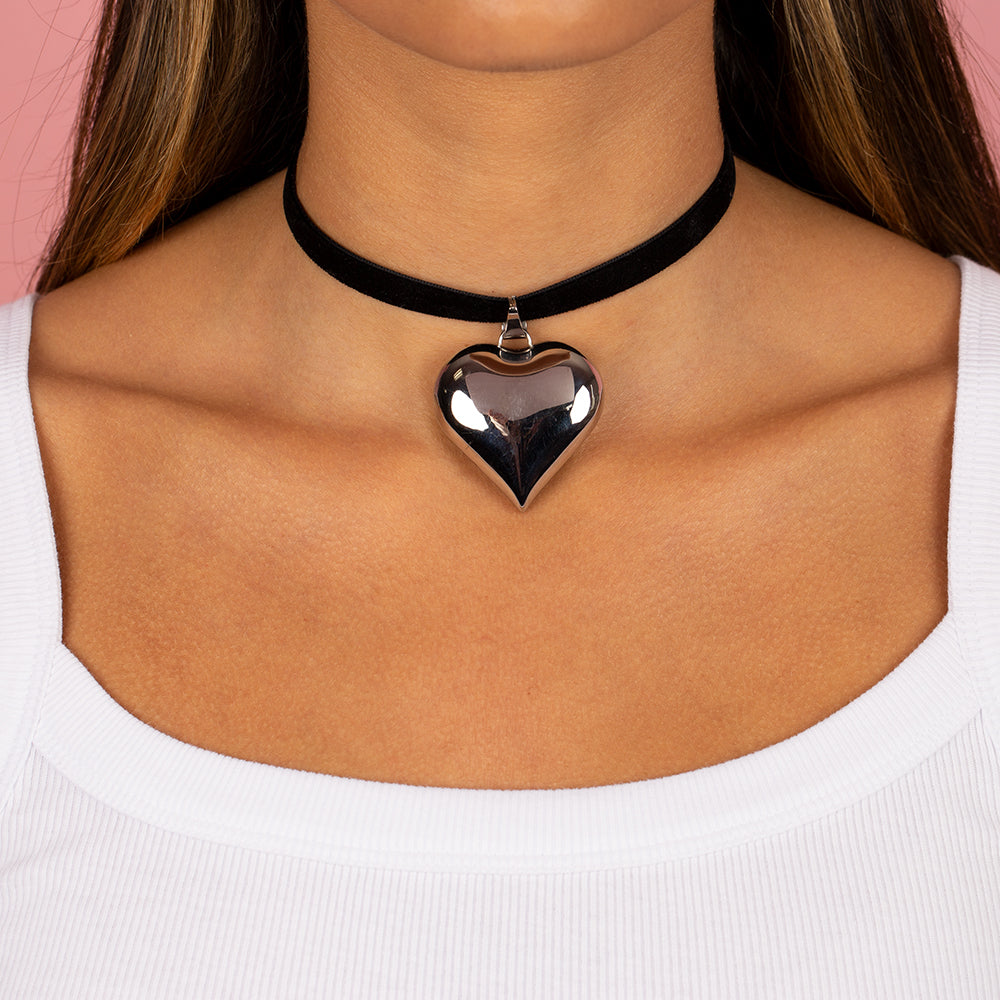 Large Puffy Chunky Heart Necklace Black Velvet Choker